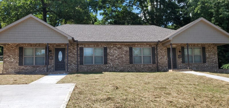 101 Howard Lane
