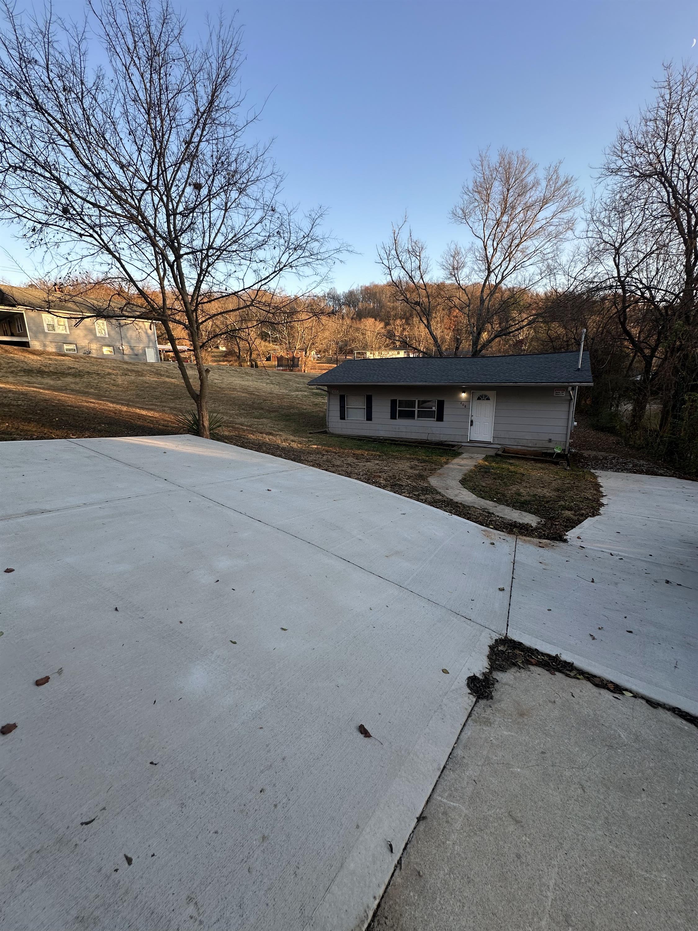Property thumbnail image