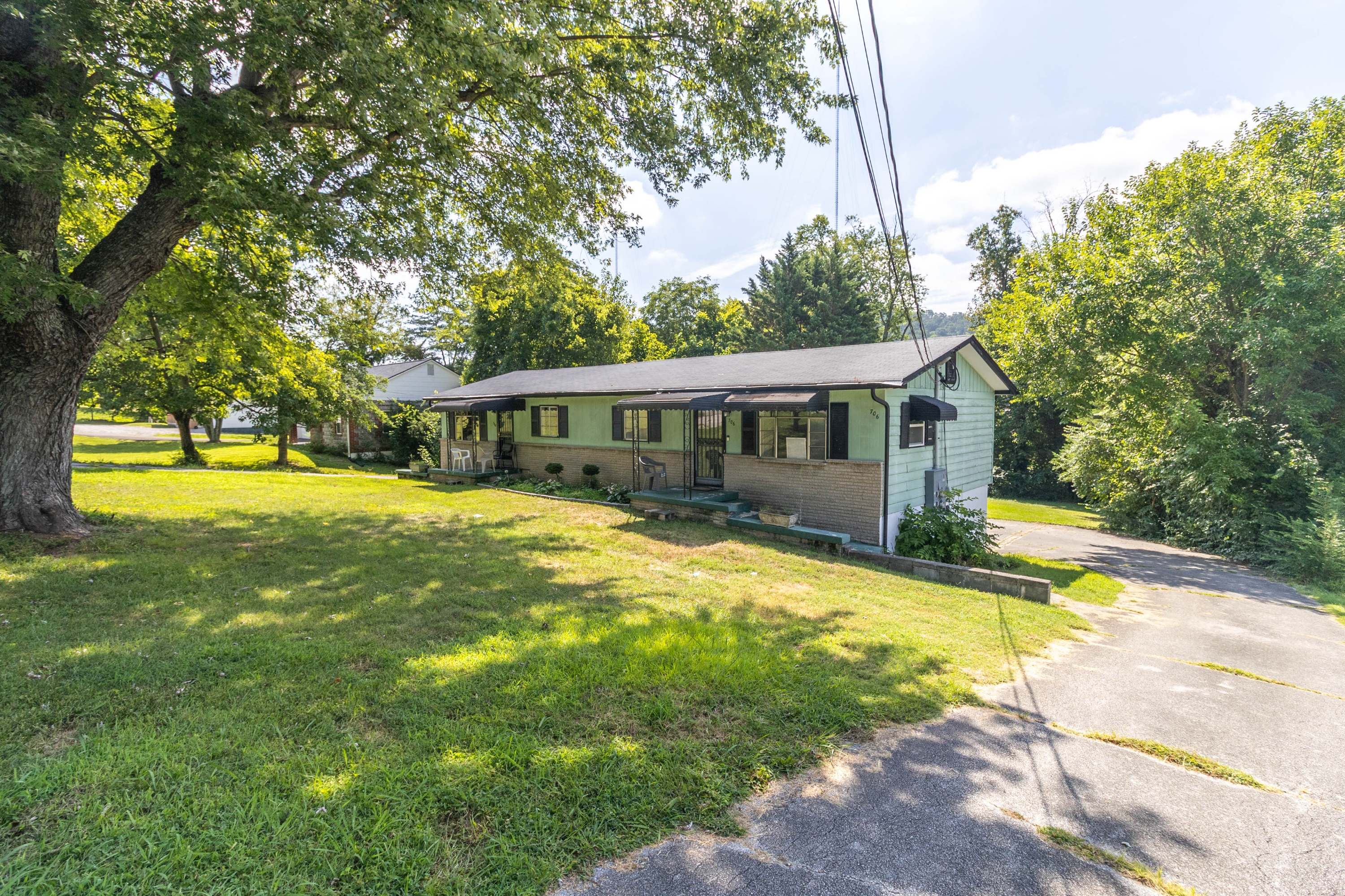 706 Dutch Valley Drive Northeast - 1