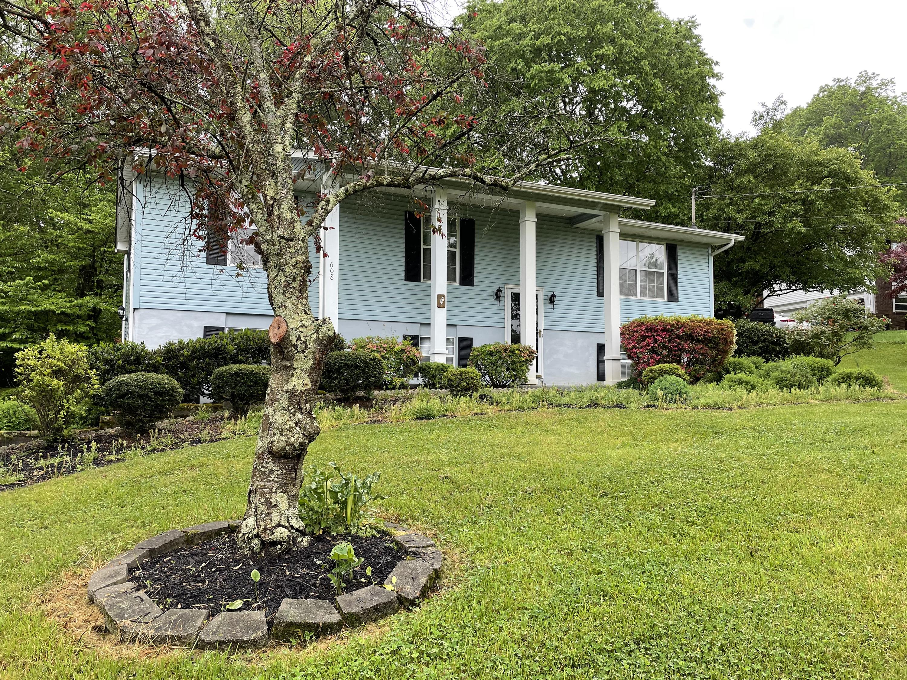608 Augustan Lane