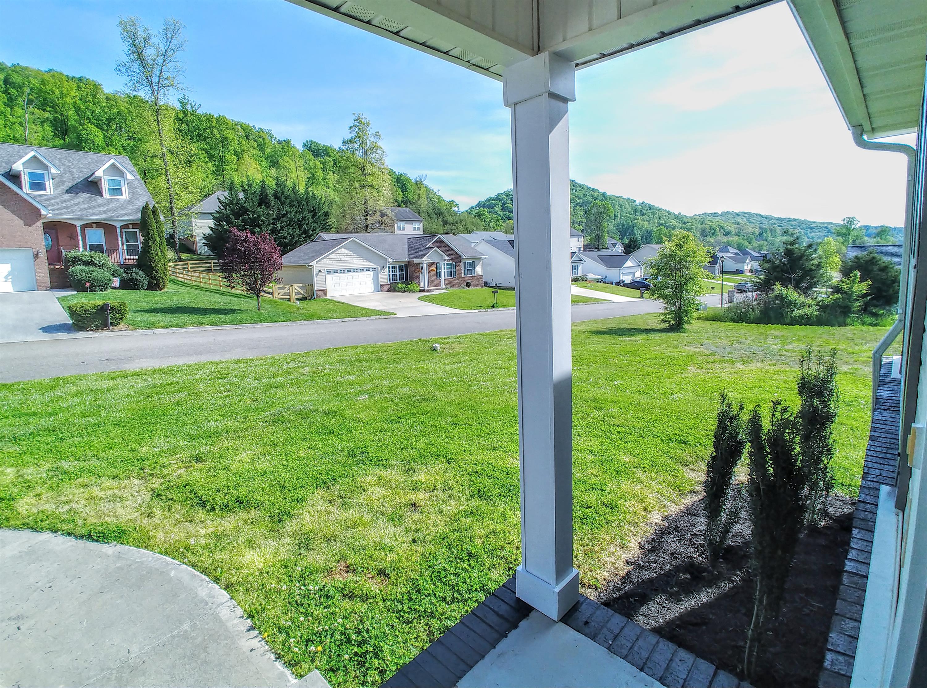 3905 Hillside Terrace Lane