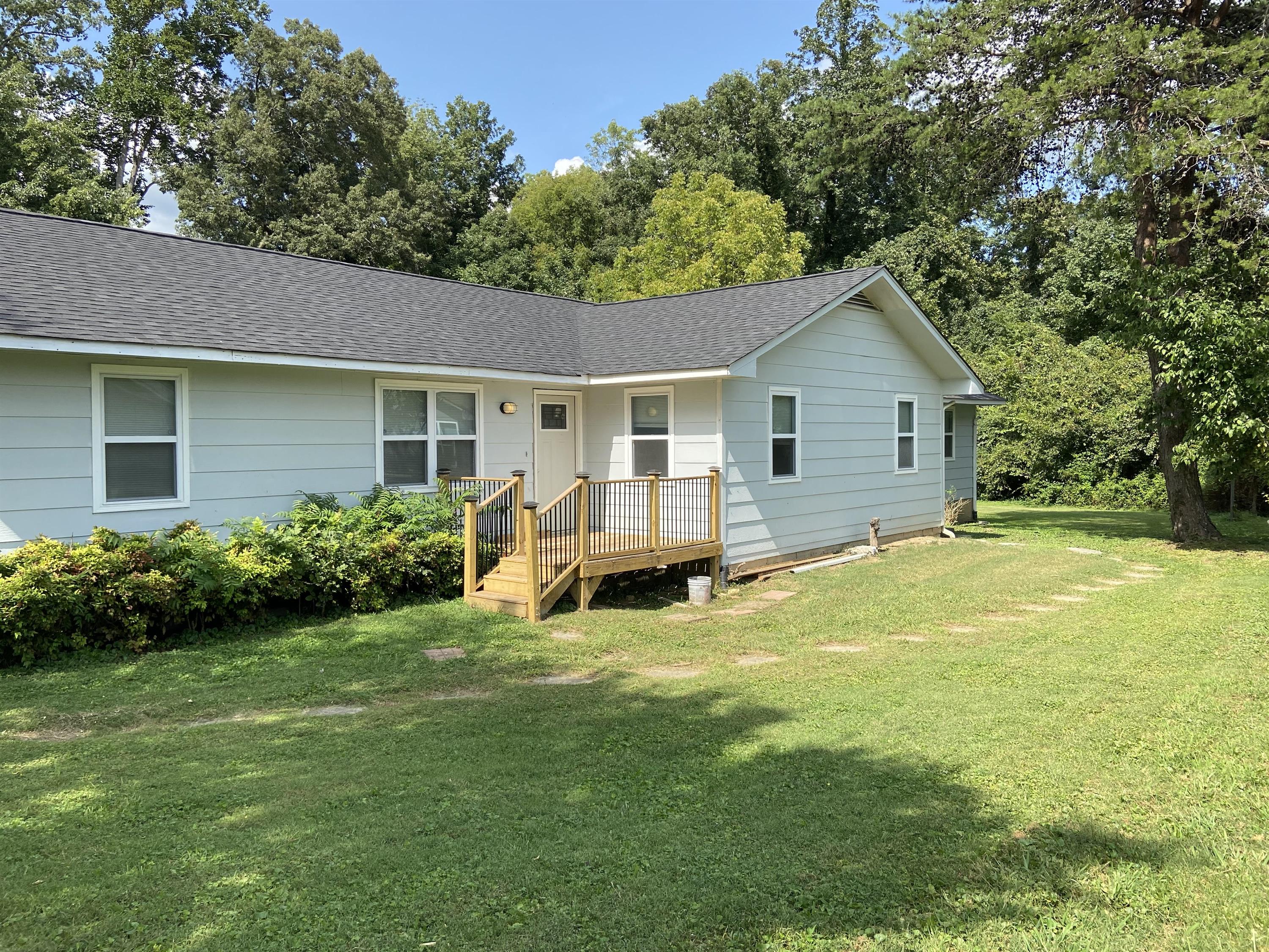 716 Shadycrest Drive