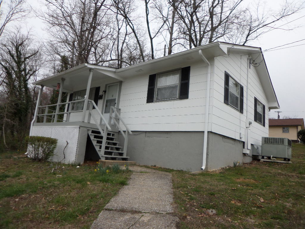 102 Utah St