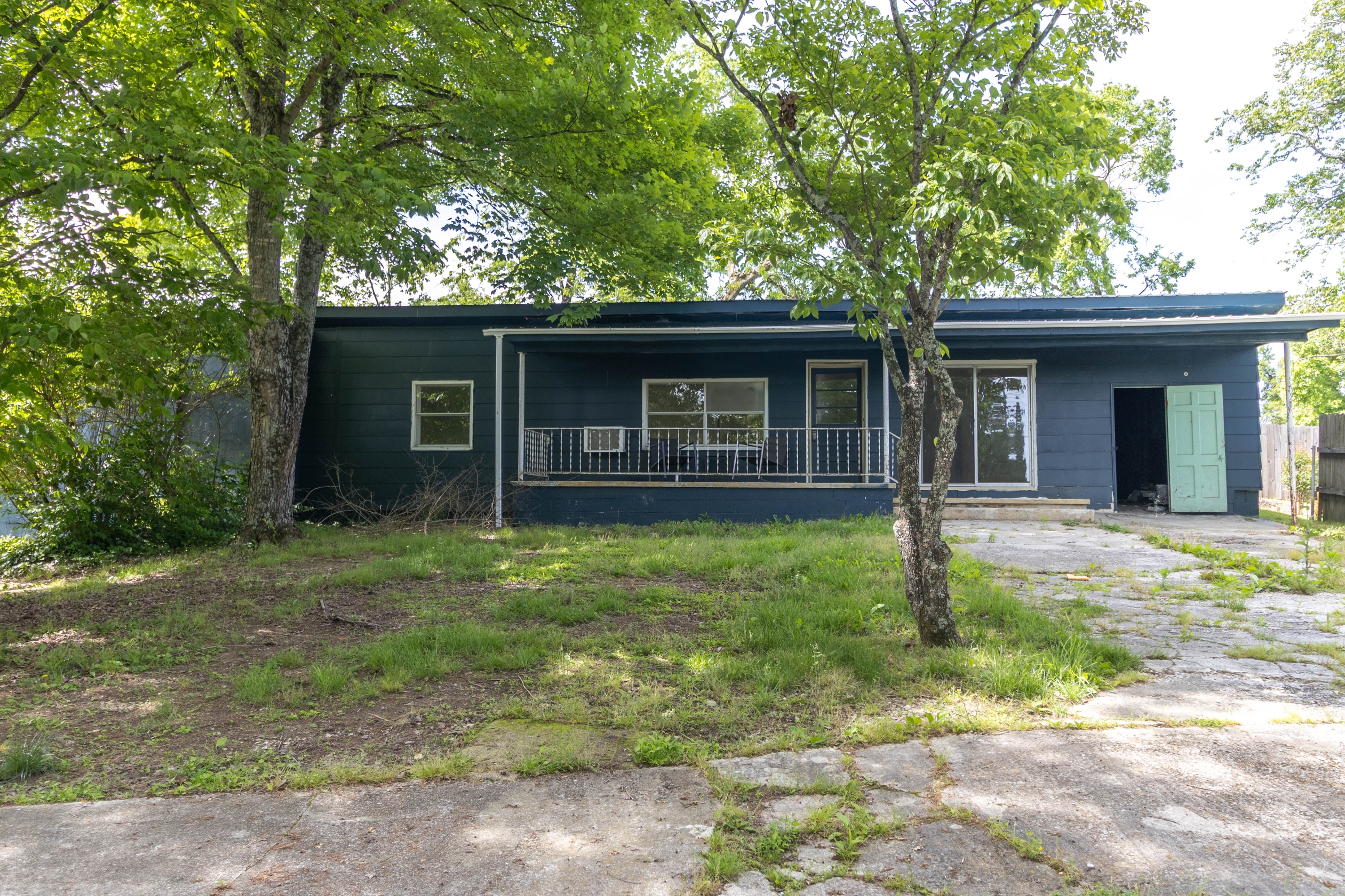 9447 Lusk Road
