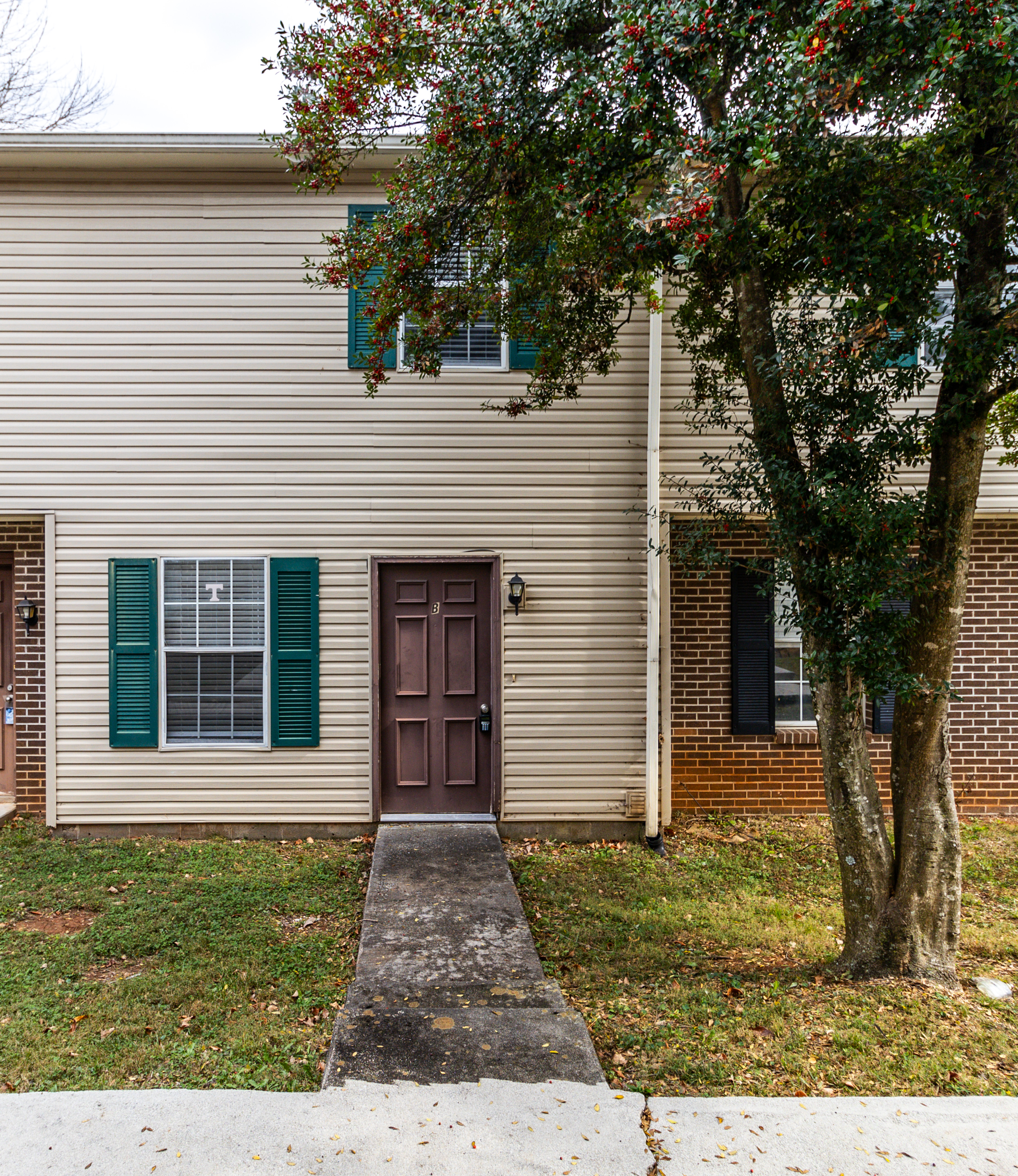 9157 Cedarpark Ln- B *COMING SOON*